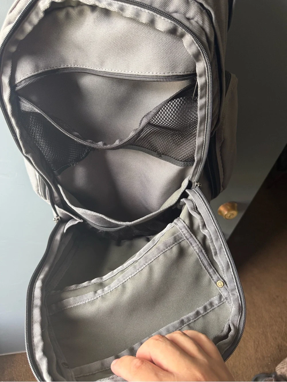 Carhartt Men’s Gray Backpack with Carhartt Patch 37L